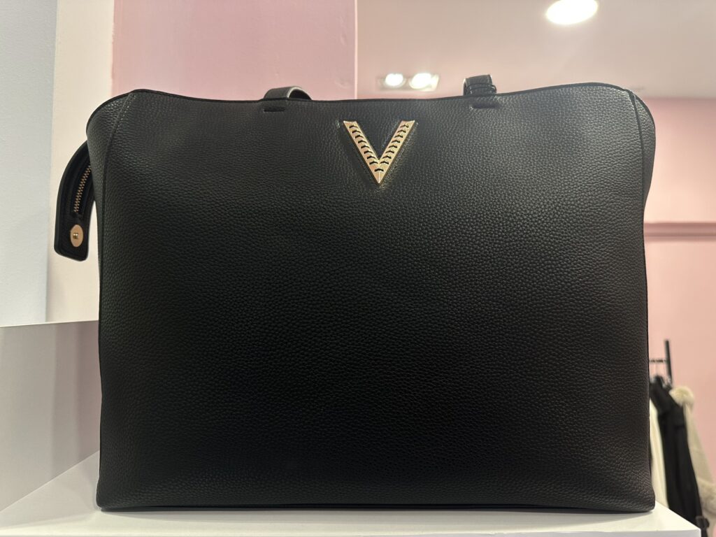 Τσάντα μεγάλη μαύρη Valentino