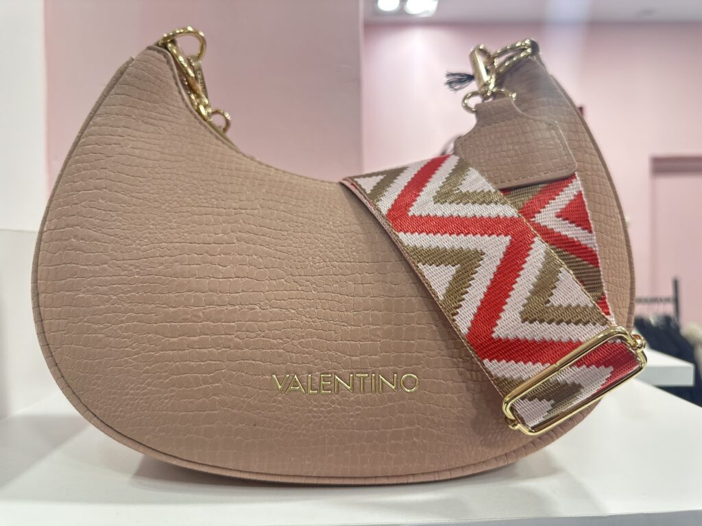 Τσάντα ροζ Valentino